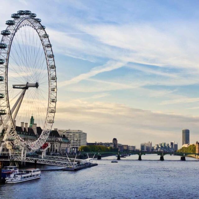 https://dubaiexcursionsguide.com/wp-content/uploads/2018/09/destination-london-01-640x640.jpg